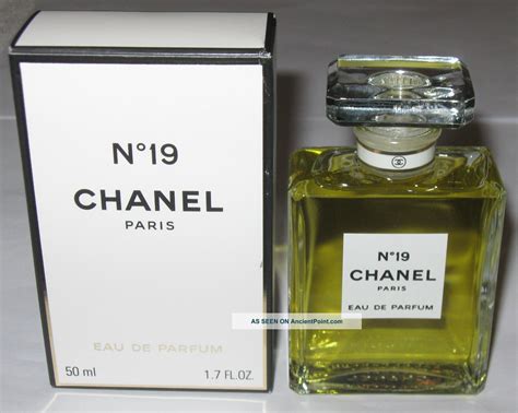 chanel no 19 perfume vintage.